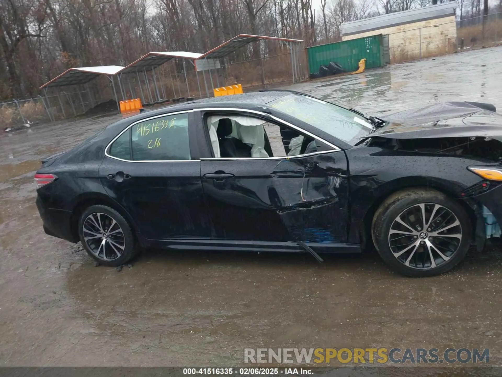12 Photograph of a damaged car 4T1B11HK1KU278947 TOYOTA CAMRY 2019