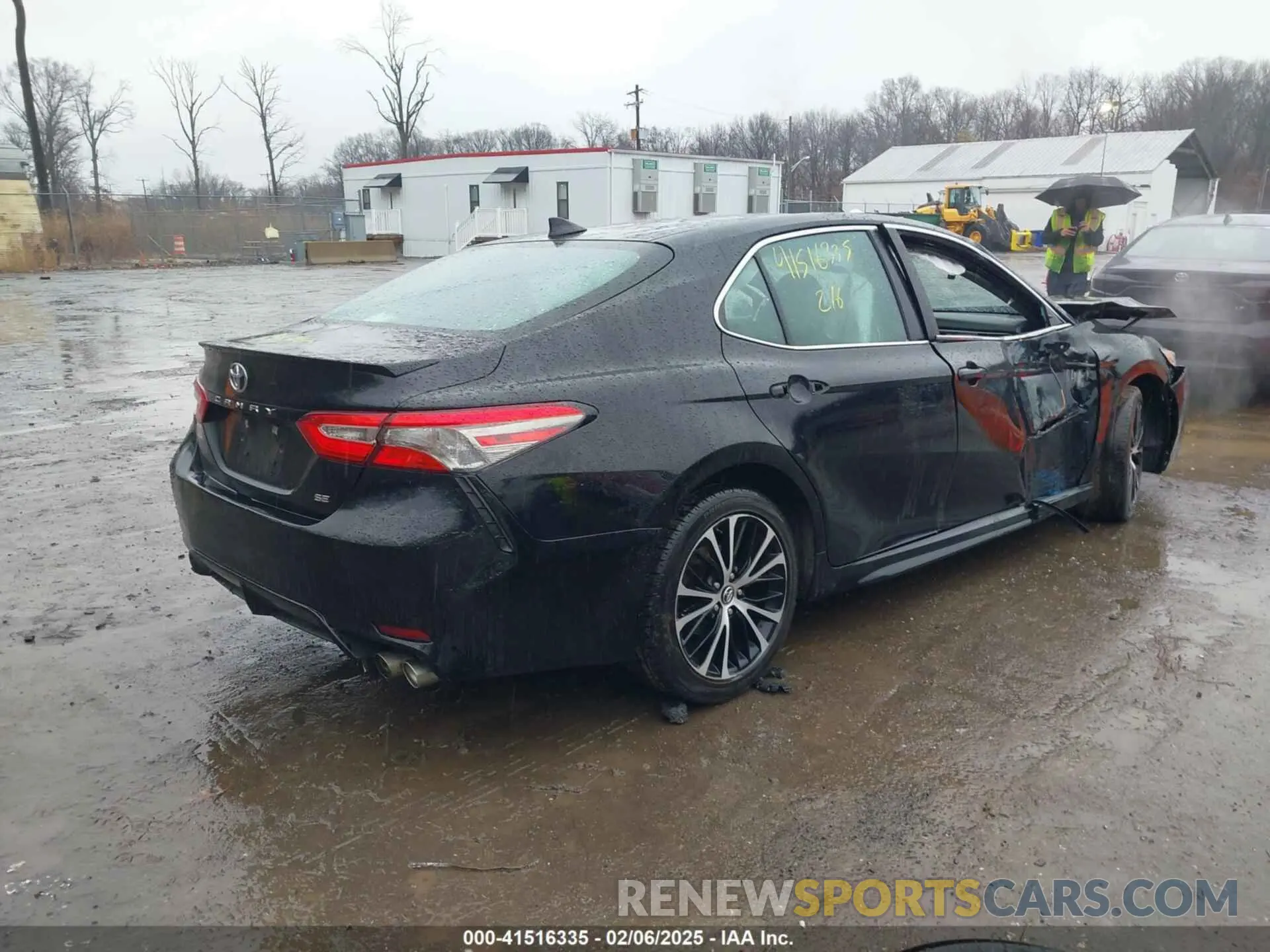 4 Photograph of a damaged car 4T1B11HK1KU278947 TOYOTA CAMRY 2019