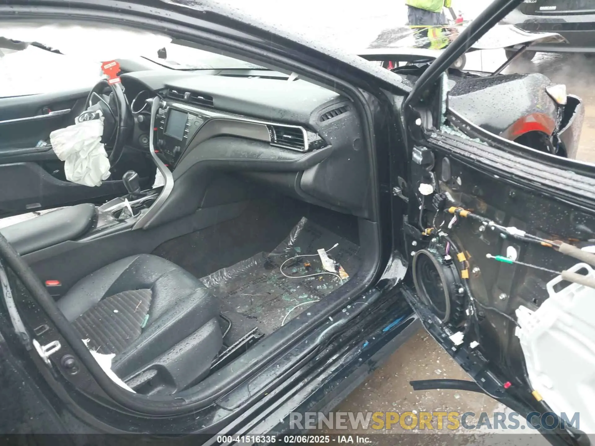 5 Photograph of a damaged car 4T1B11HK1KU278947 TOYOTA CAMRY 2019