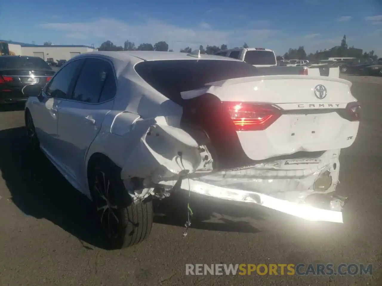 3 Photograph of a damaged car 4T1B11HK1KU279452 TOYOTA CAMRY 2019