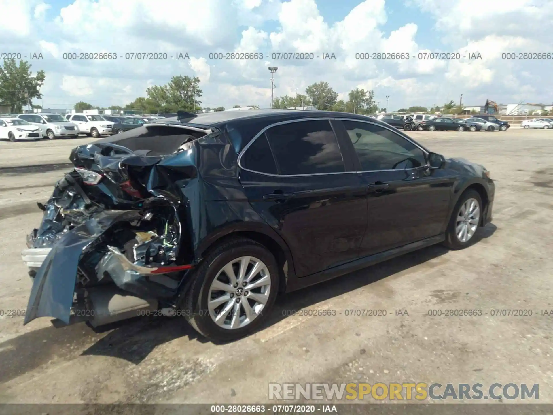 4 Photograph of a damaged car 4T1B11HK1KU281184 TOYOTA CAMRY 2019