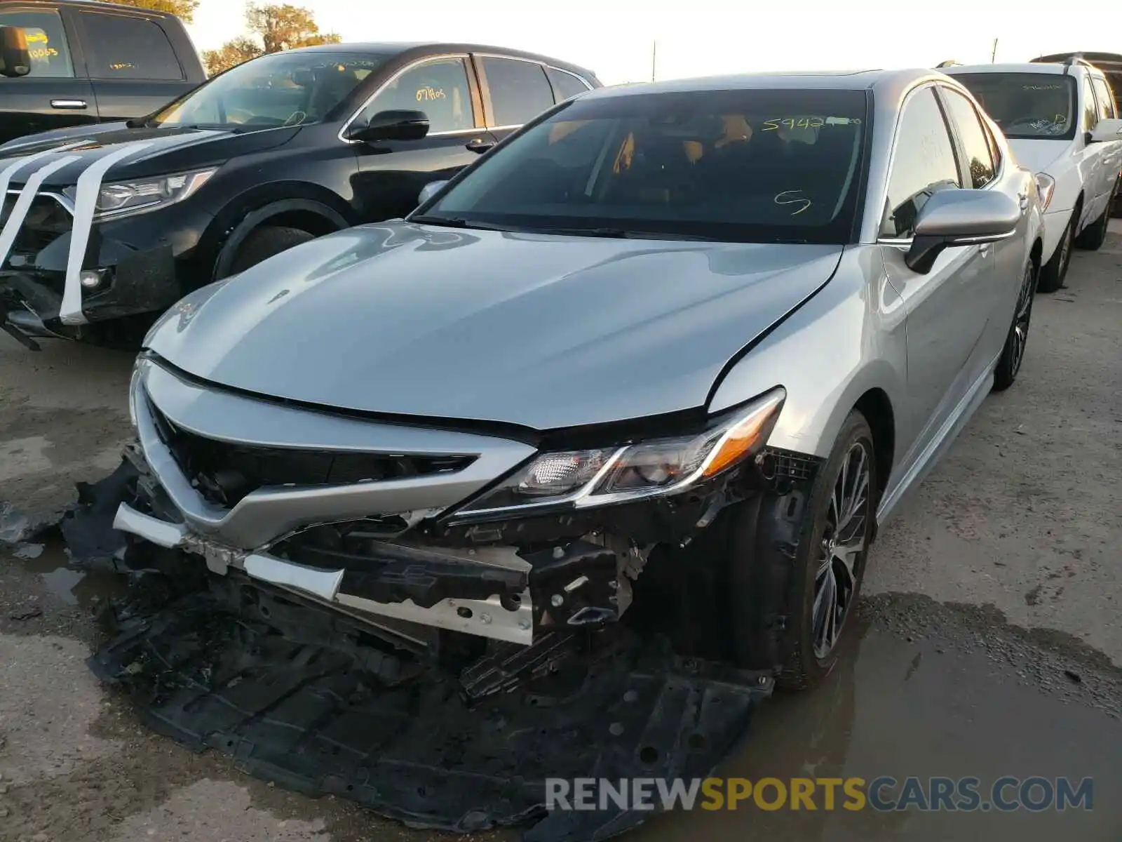 2 Photograph of a damaged car 4T1B11HK1KU282691 TOYOTA CAMRY 2019