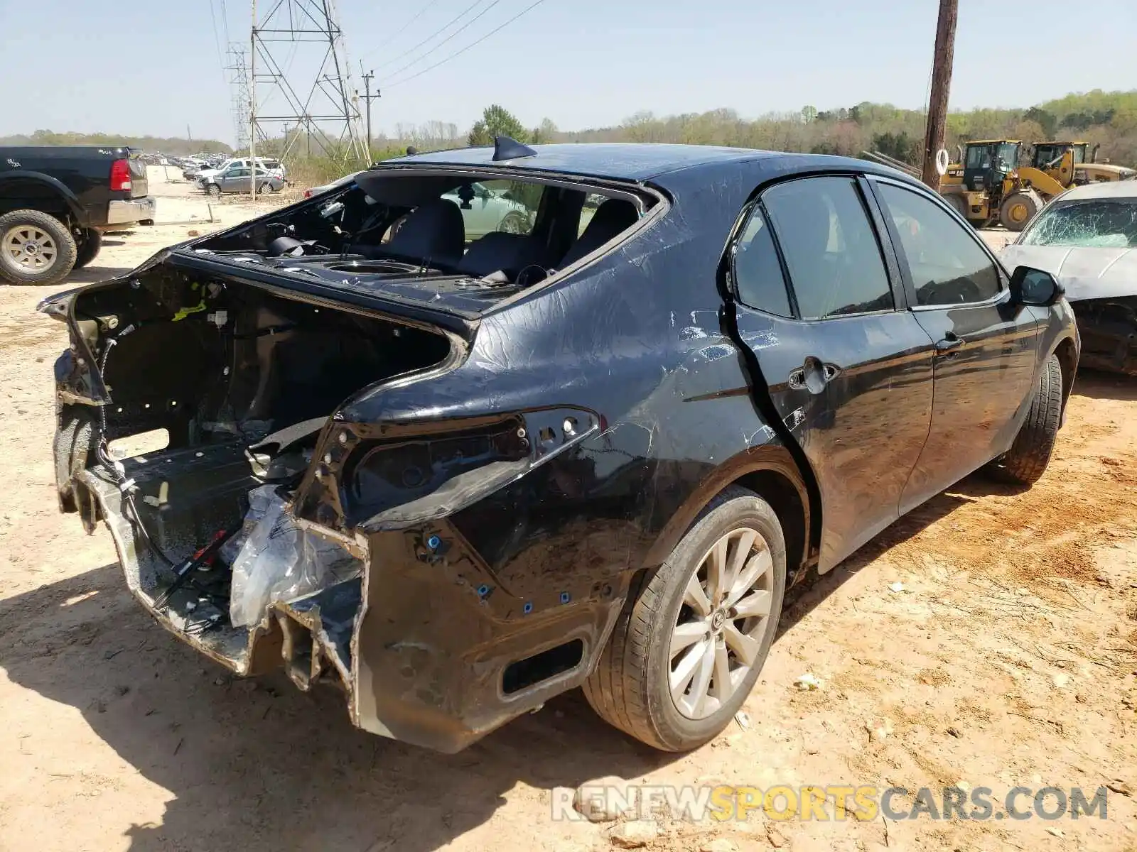 4 Photograph of a damaged car 4T1B11HK1KU283095 TOYOTA CAMRY 2019