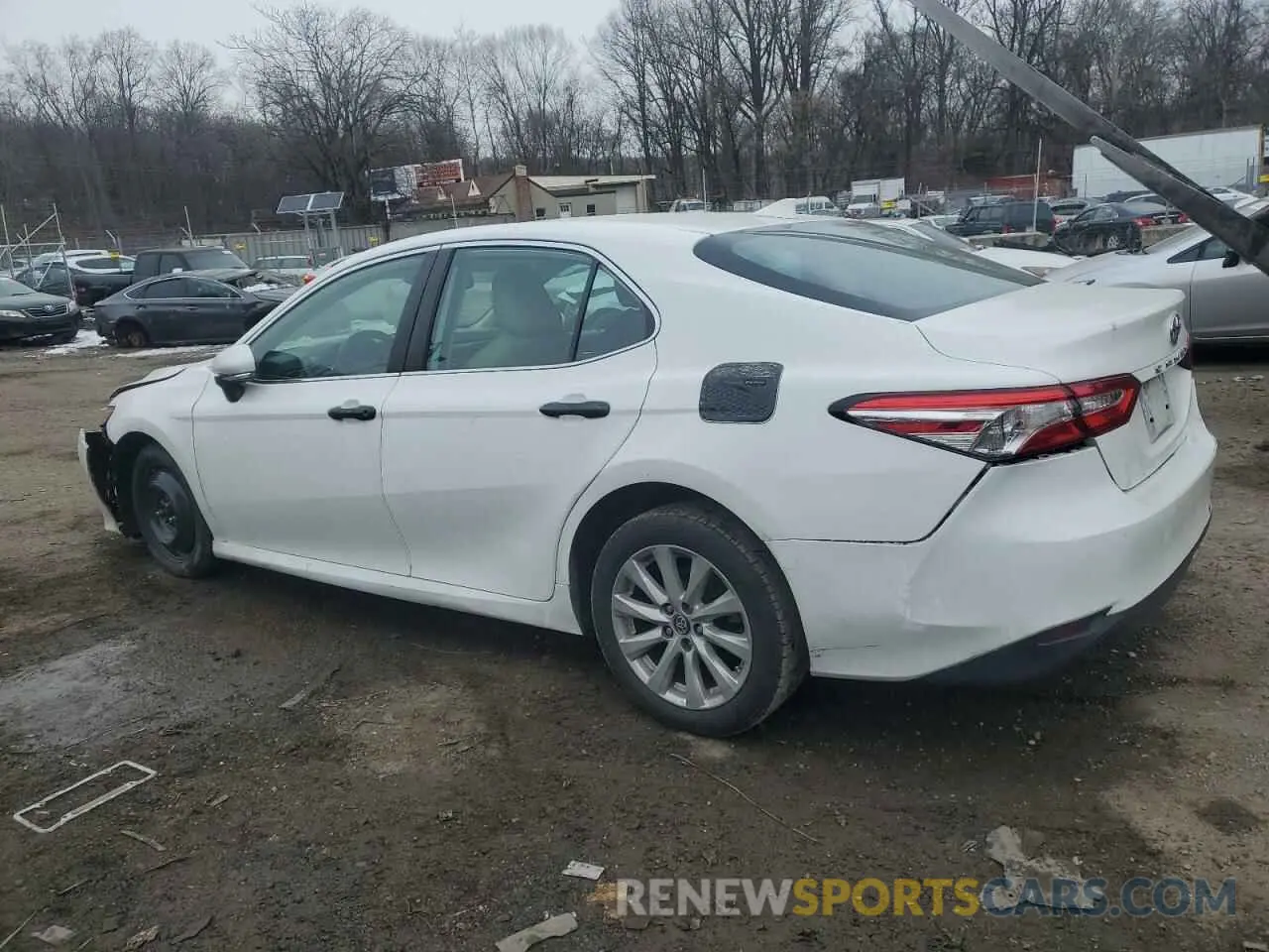 2 Photograph of a damaged car 4T1B11HK1KU284618 TOYOTA CAMRY 2019