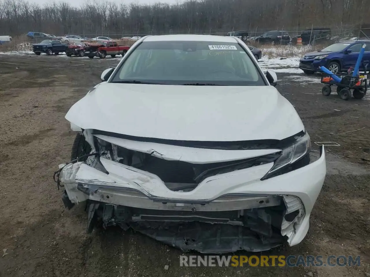5 Photograph of a damaged car 4T1B11HK1KU284618 TOYOTA CAMRY 2019