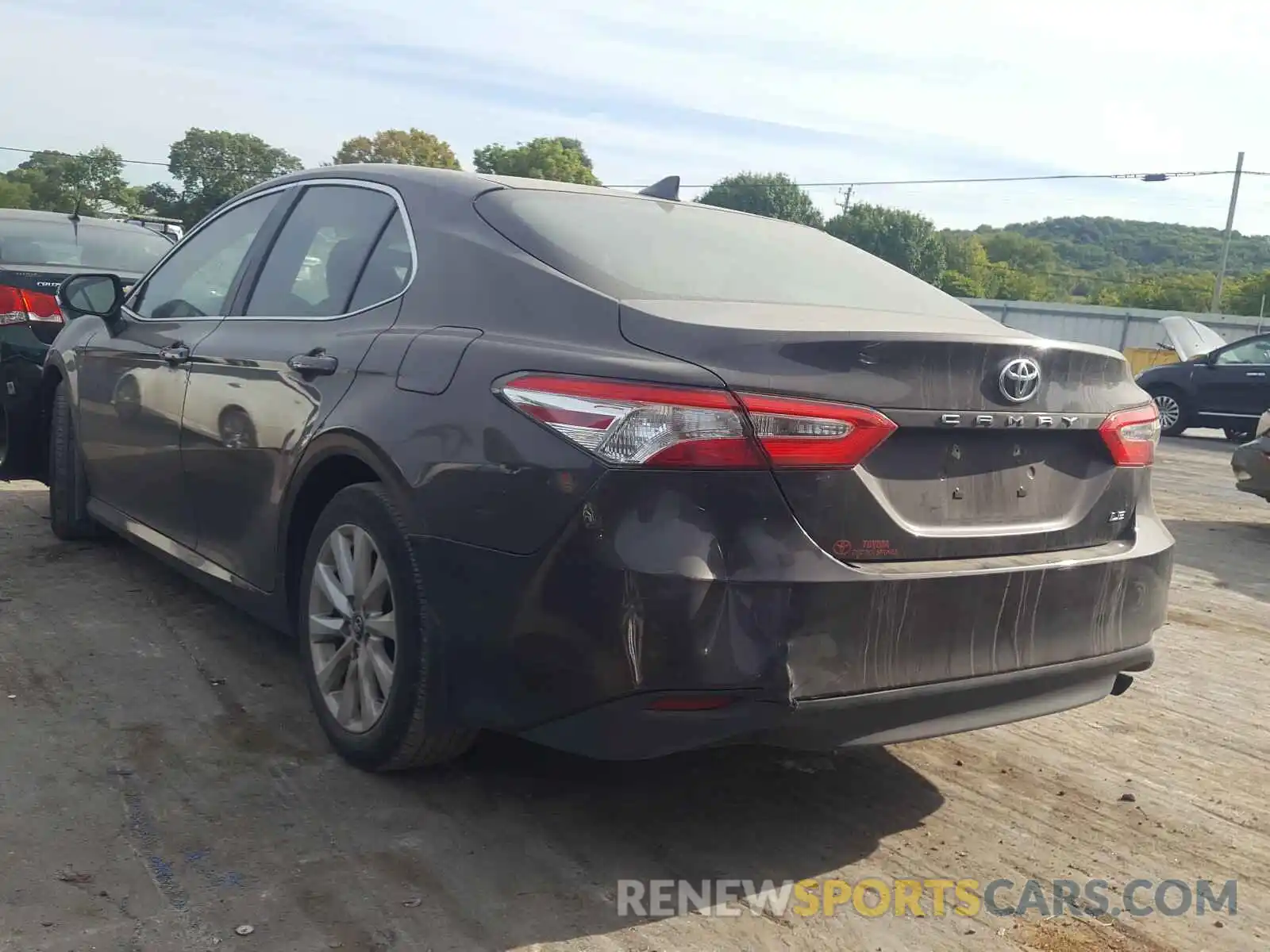 3 Photograph of a damaged car 4T1B11HK1KU287194 TOYOTA CAMRY 2019