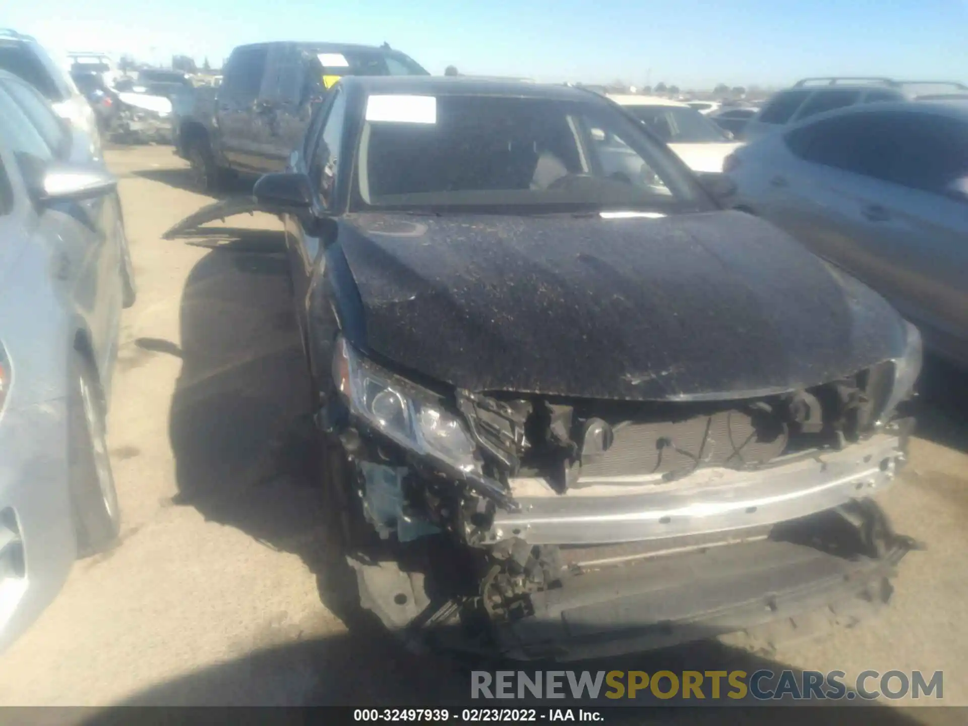 1 Photograph of a damaged car 4T1B11HK1KU287437 TOYOTA CAMRY 2019