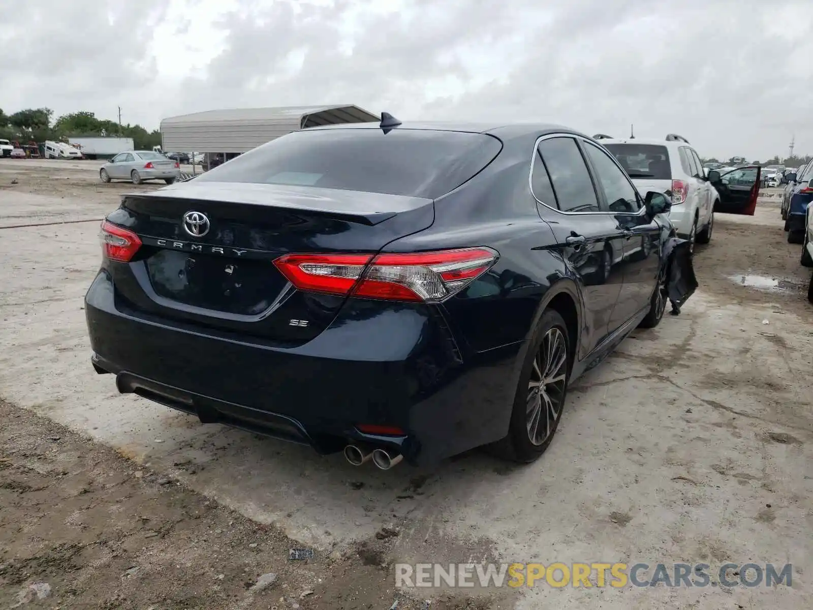 4 Photograph of a damaged car 4T1B11HK1KU294792 TOYOTA CAMRY 2019