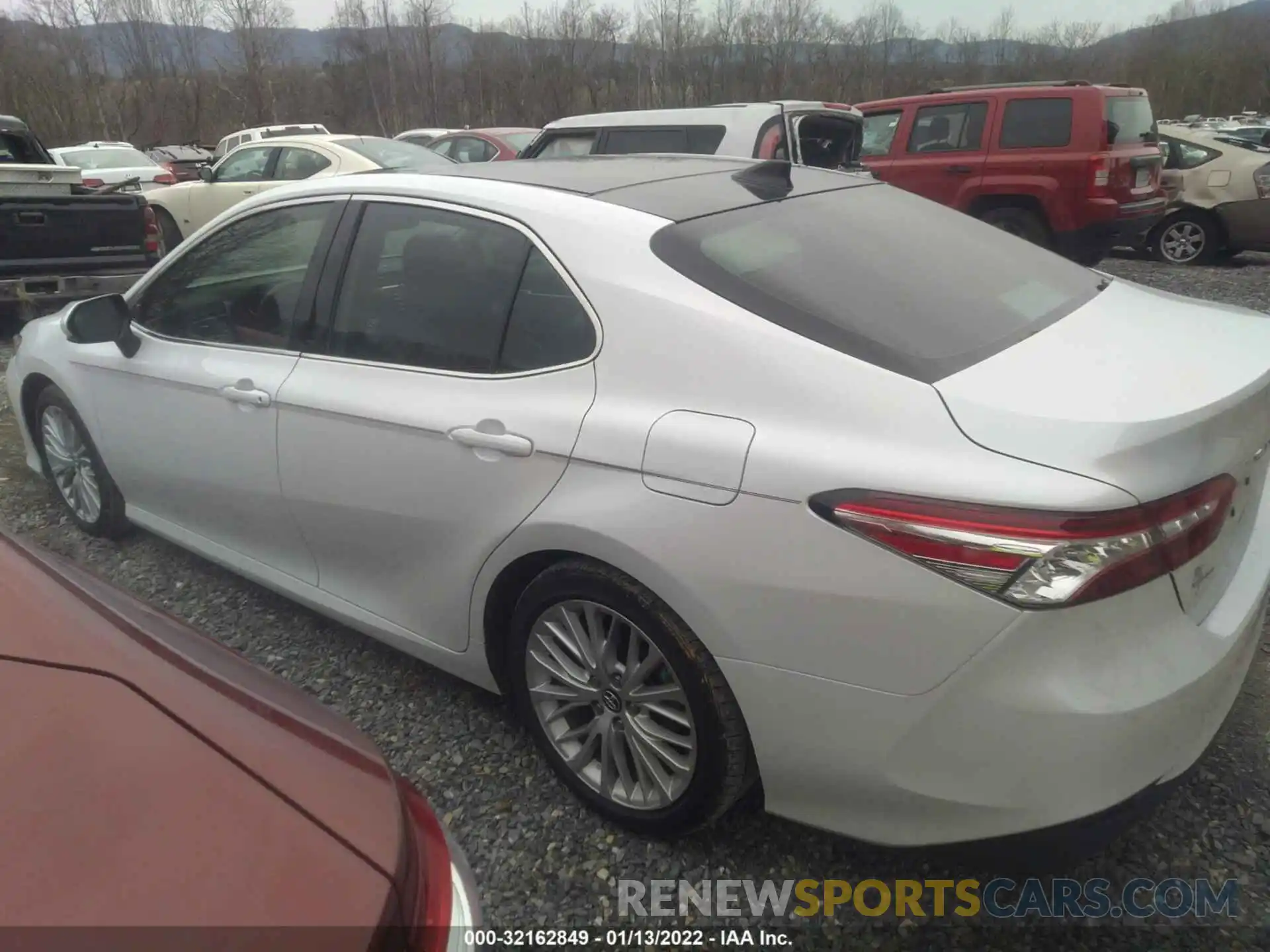 3 Photograph of a damaged car 4T1B11HK1KU297336 TOYOTA CAMRY 2019