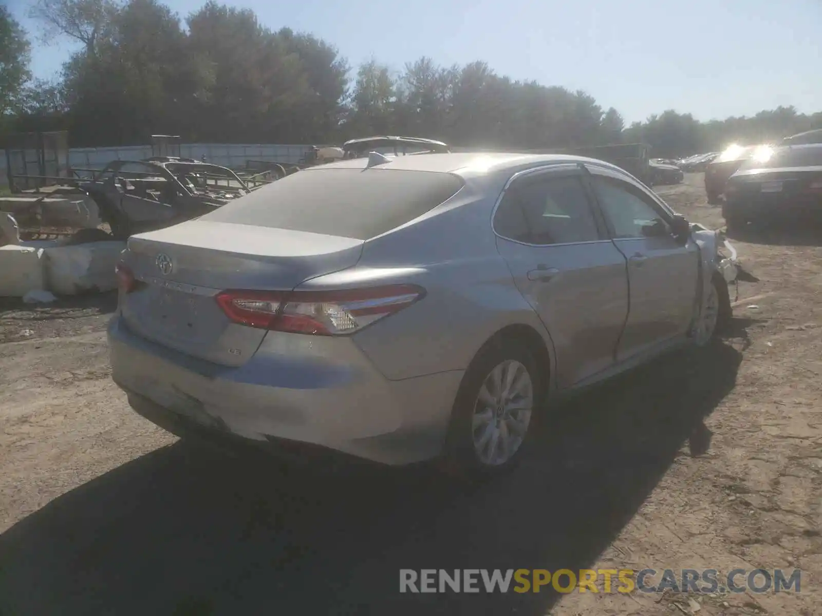 4 Photograph of a damaged car 4T1B11HK1KU679060 TOYOTA CAMRY 2019