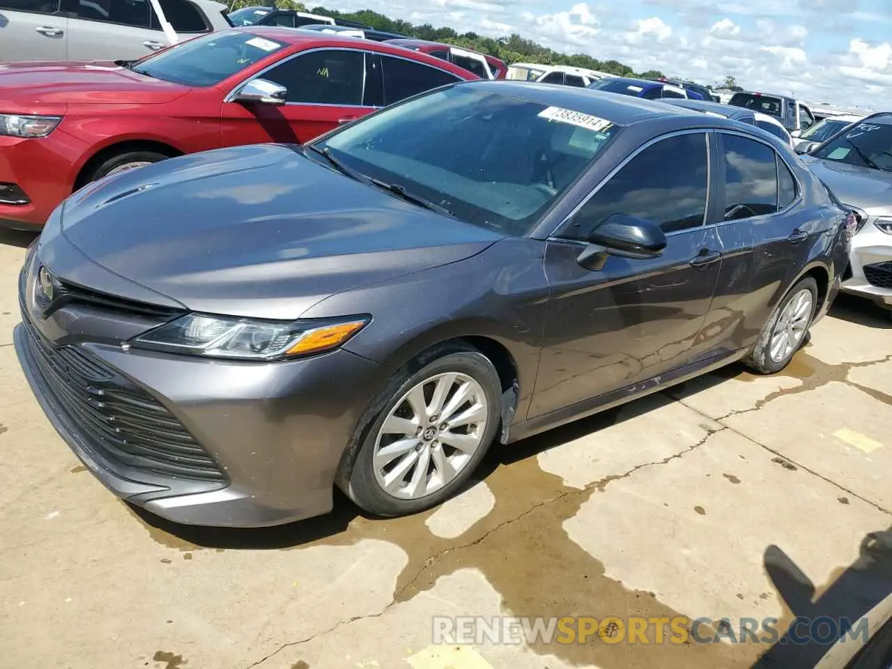 1 Photograph of a damaged car 4T1B11HK1KU679947 TOYOTA CAMRY 2019