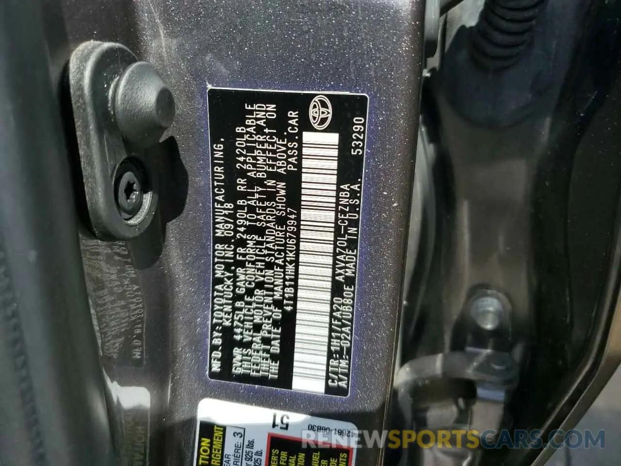 13 Photograph of a damaged car 4T1B11HK1KU679947 TOYOTA CAMRY 2019