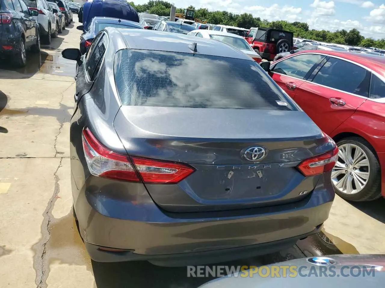 6 Photograph of a damaged car 4T1B11HK1KU679947 TOYOTA CAMRY 2019