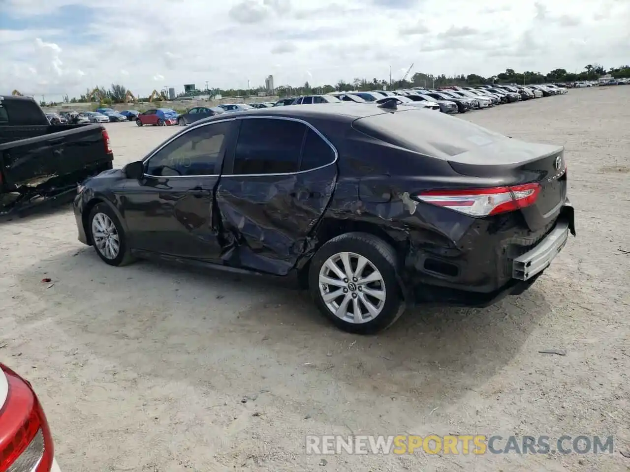 9 Photograph of a damaged car 4T1B11HK1KU683366 TOYOTA CAMRY 2019