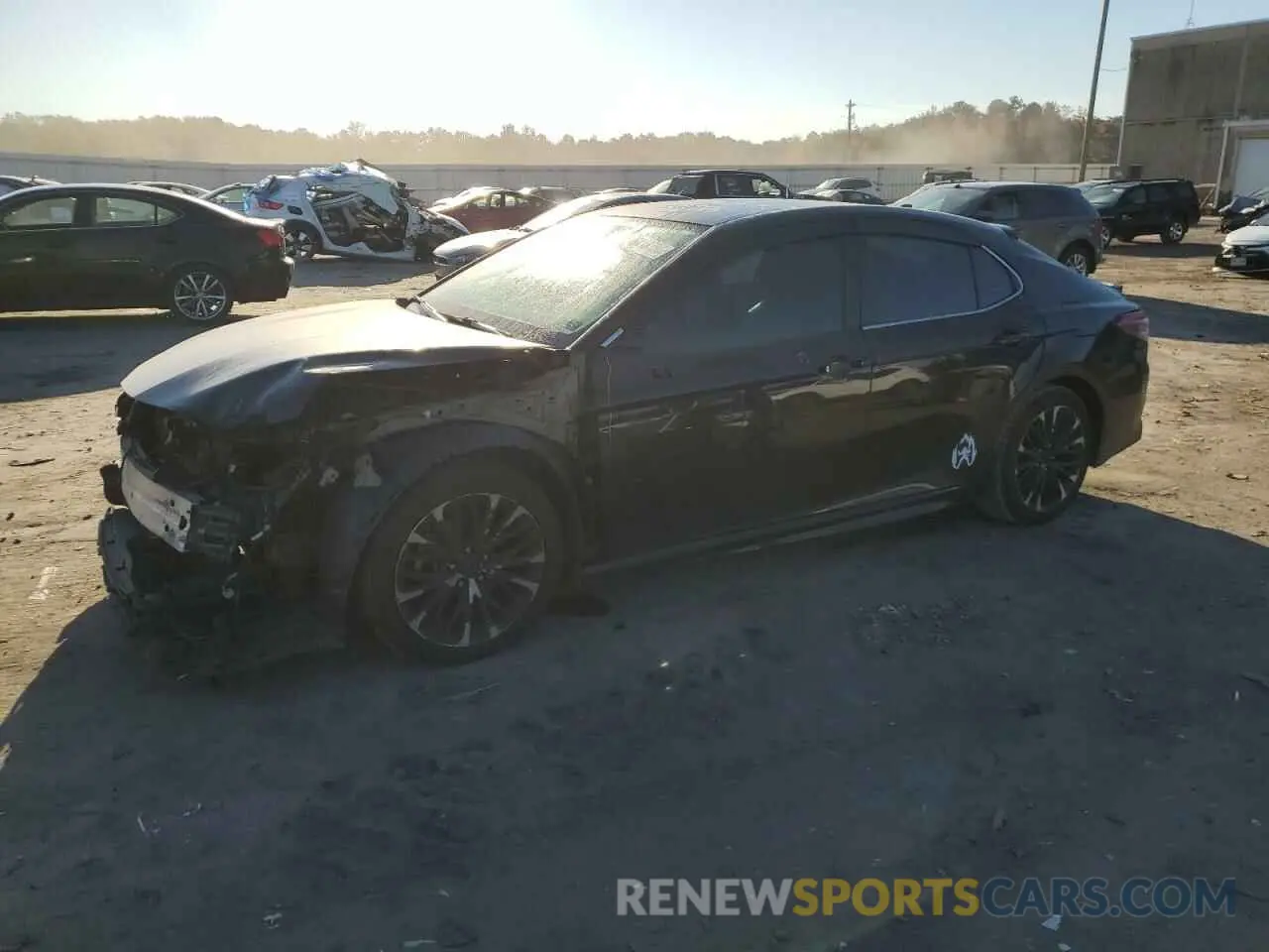 1 Photograph of a damaged car 4T1B11HK1KU684856 TOYOTA CAMRY 2019