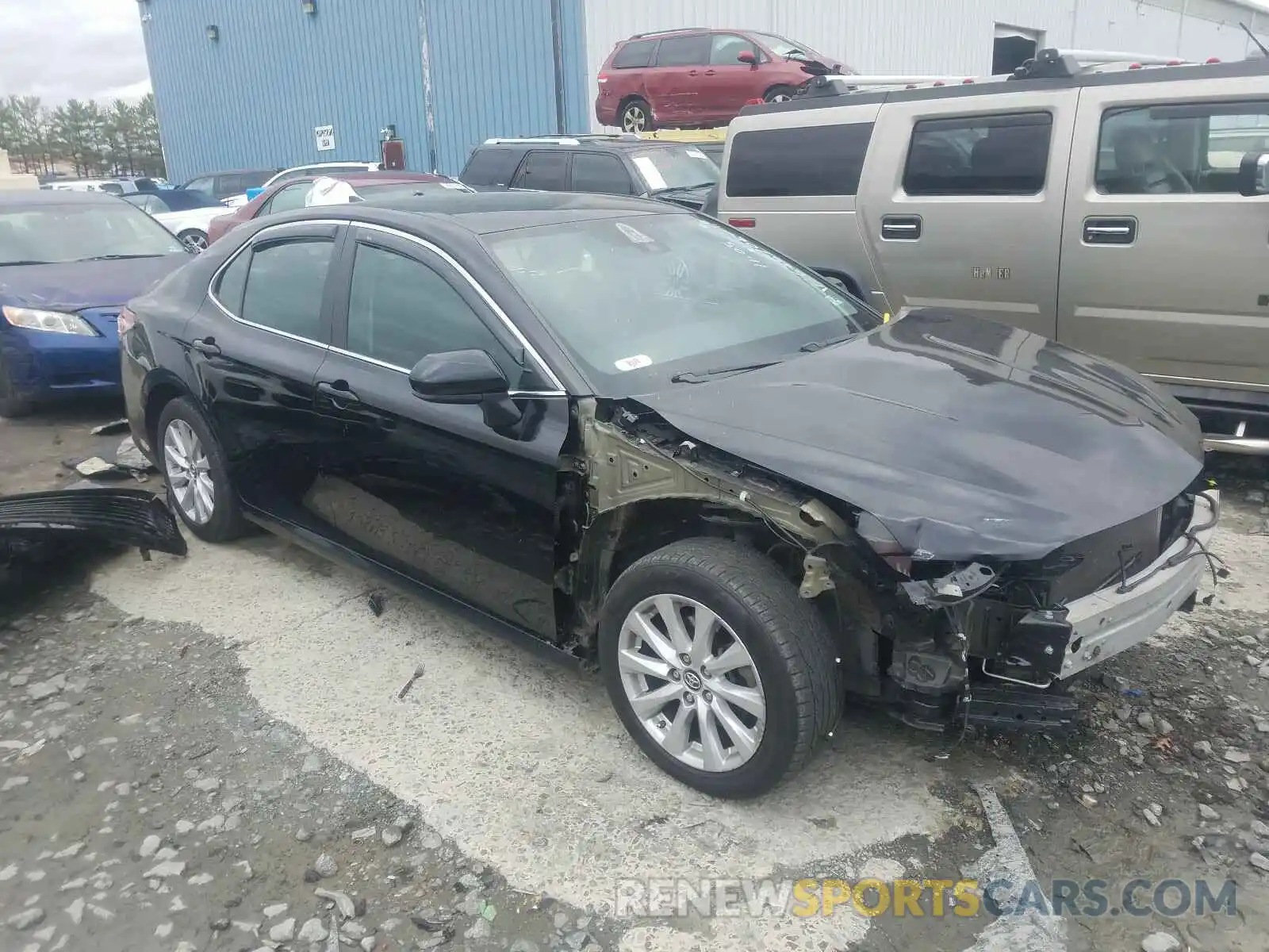 1 Photograph of a damaged car 4T1B11HK1KU686106 TOYOTA CAMRY 2019