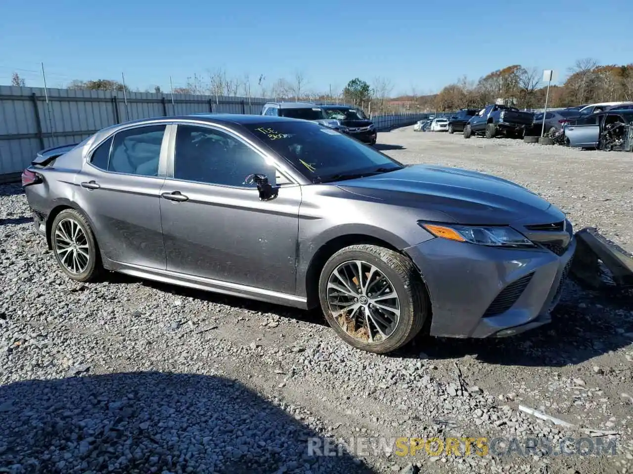 4 Photograph of a damaged car 4T1B11HK1KU687367 TOYOTA CAMRY 2019