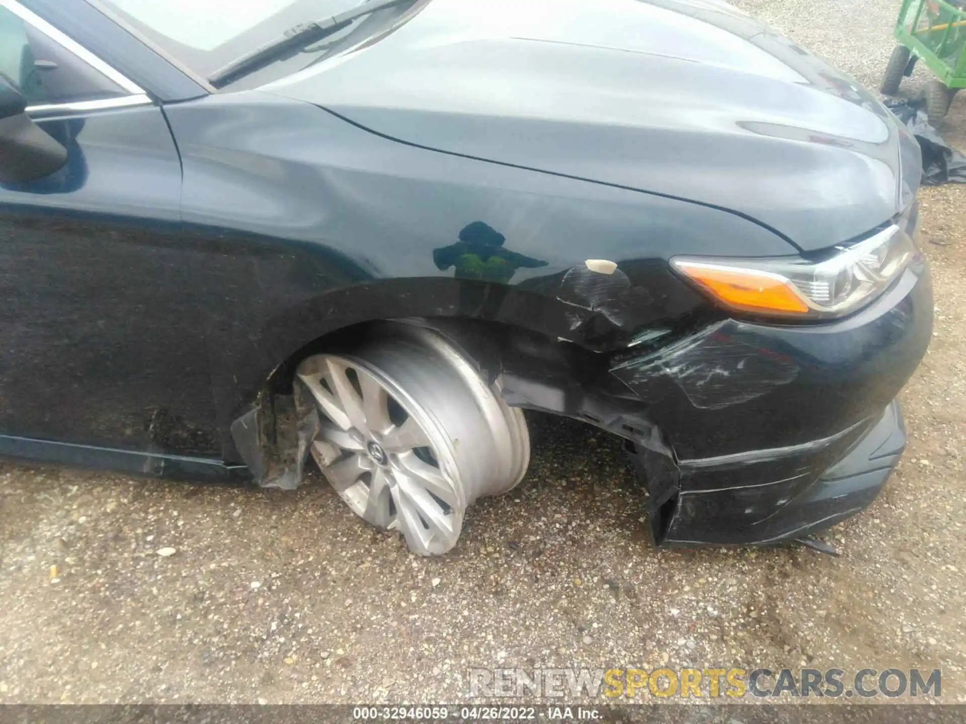 6 Photograph of a damaged car 4T1B11HK1KU687692 TOYOTA CAMRY 2019