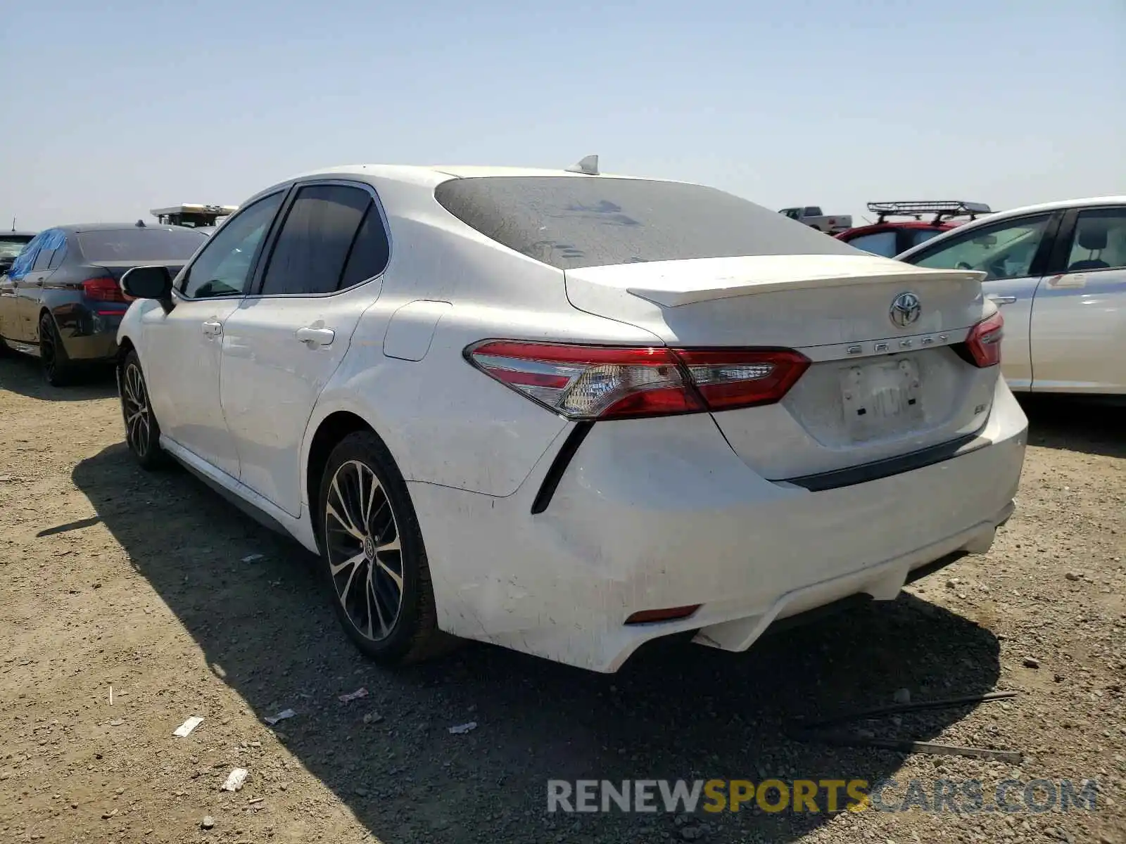 3 Photograph of a damaged car 4T1B11HK1KU688566 TOYOTA CAMRY 2019