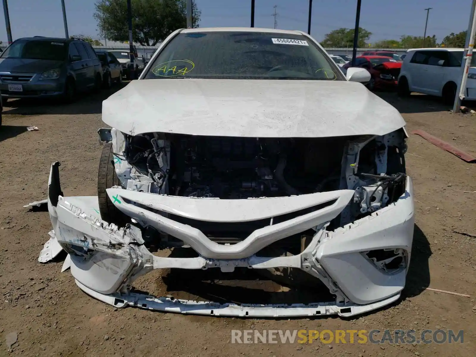 9 Photograph of a damaged car 4T1B11HK1KU688566 TOYOTA CAMRY 2019