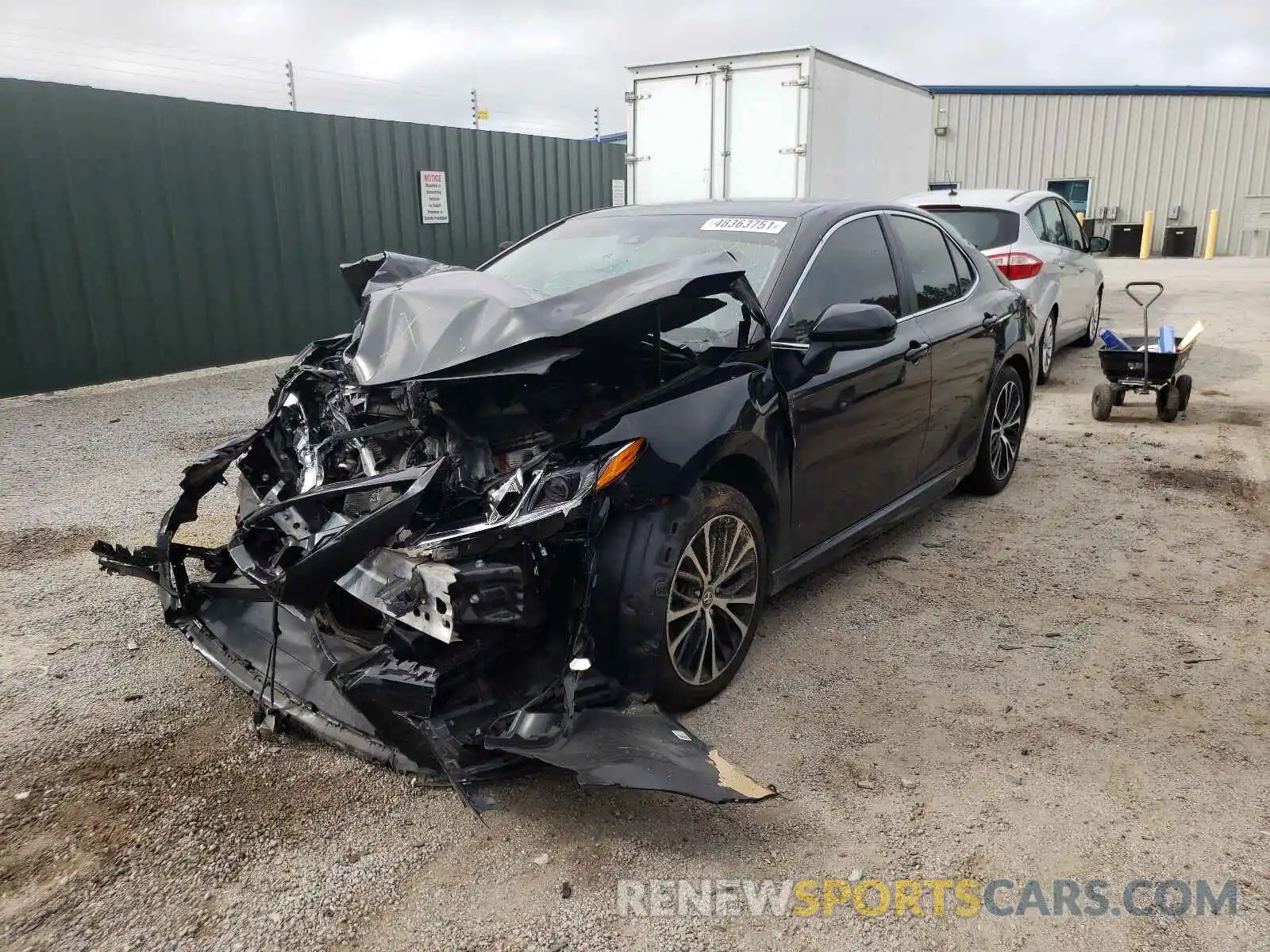 2 Photograph of a damaged car 4T1B11HK1KU690530 TOYOTA CAMRY 2019