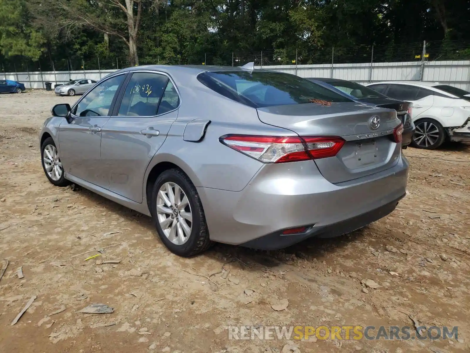 3 Photograph of a damaged car 4T1B11HK1KU691905 TOYOTA CAMRY 2019