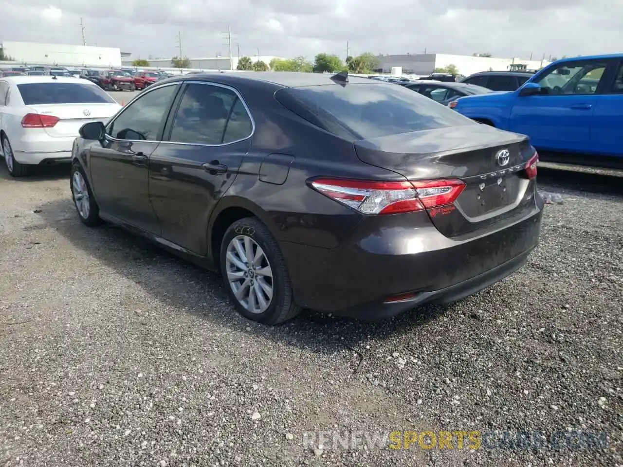 3 Photograph of a damaged car 4T1B11HK1KU692391 TOYOTA CAMRY 2019