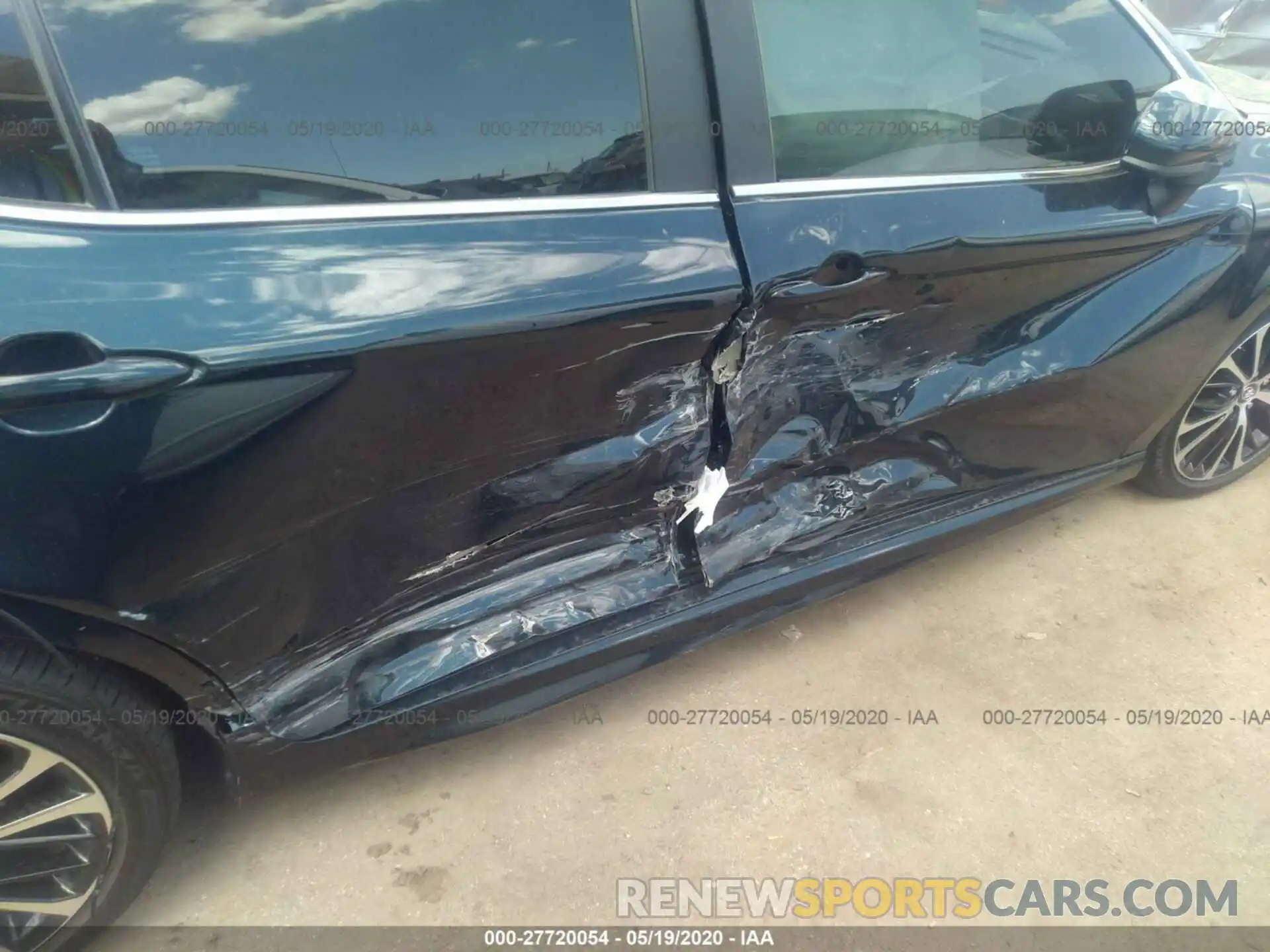 6 Photograph of a damaged car 4T1B11HK1KU701428 TOYOTA CAMRY 2019