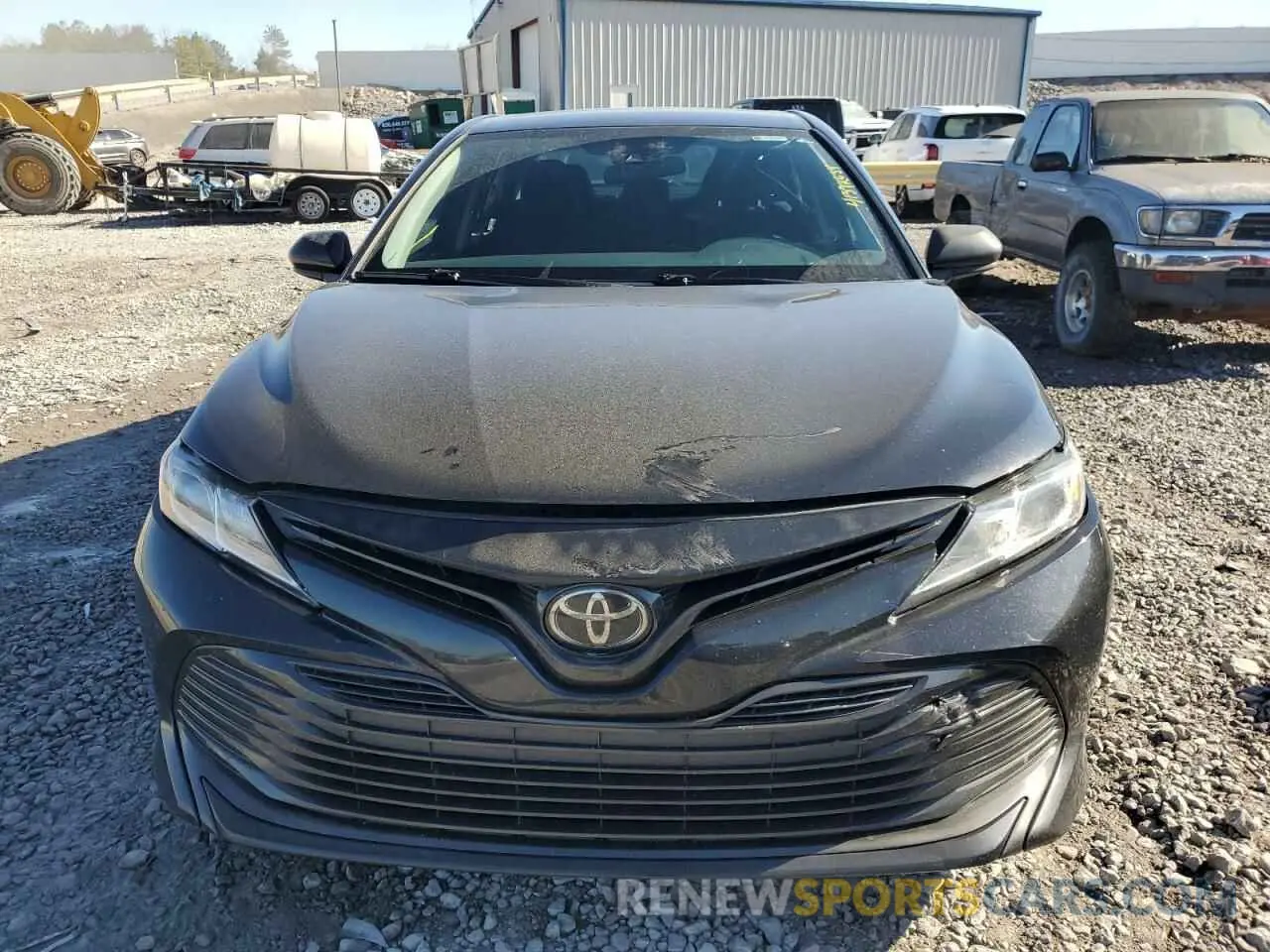 5 Photograph of a damaged car 4T1B11HK1KU701526 TOYOTA CAMRY 2019
