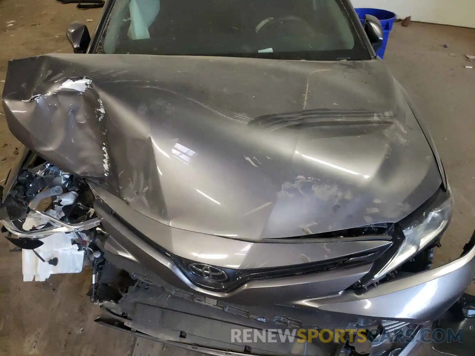 7 Photograph of a damaged car 4T1B11HK1KU702952 TOYOTA CAMRY 2019