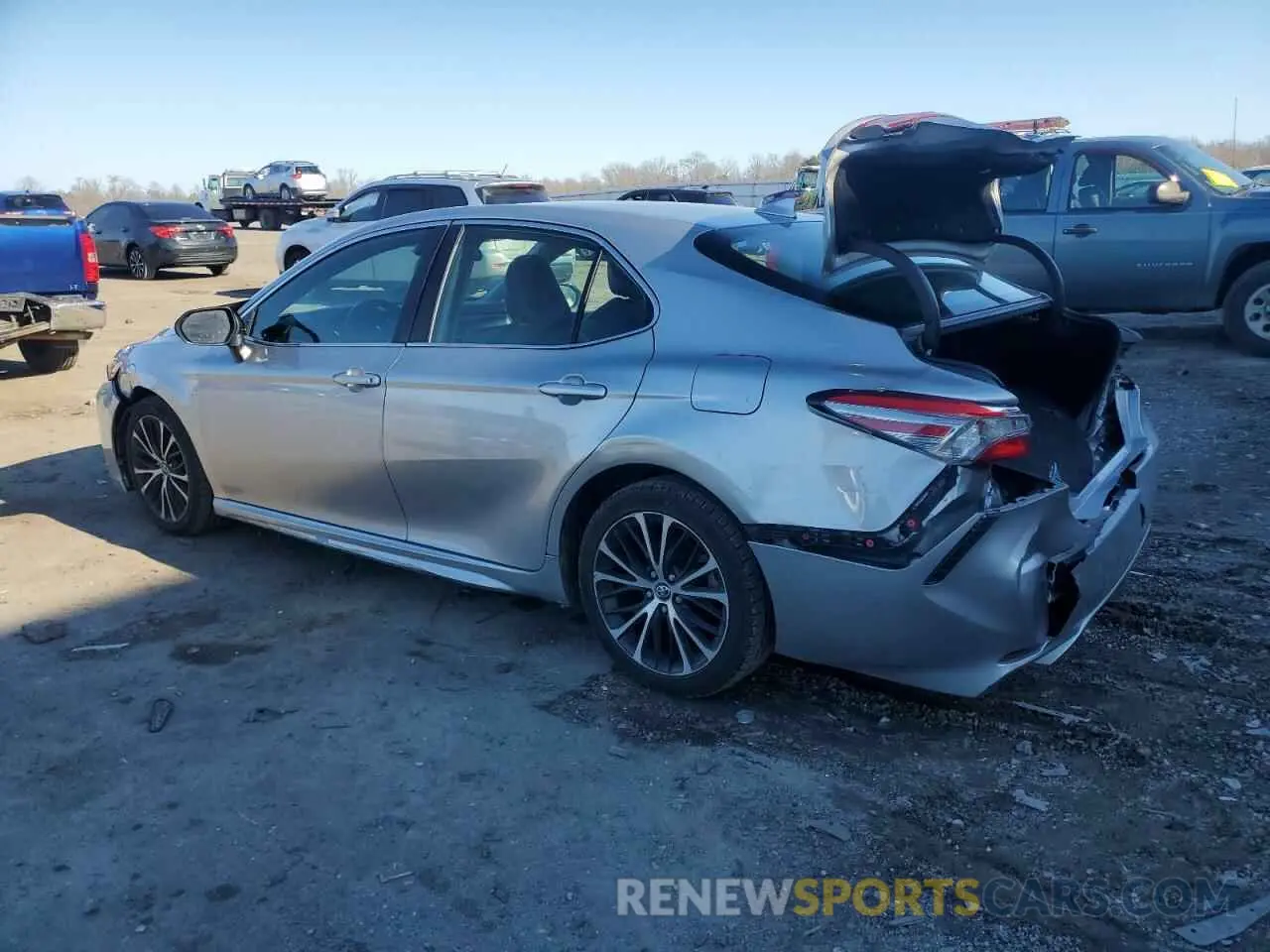 2 Photograph of a damaged car 4T1B11HK1KU703373 TOYOTA CAMRY 2019