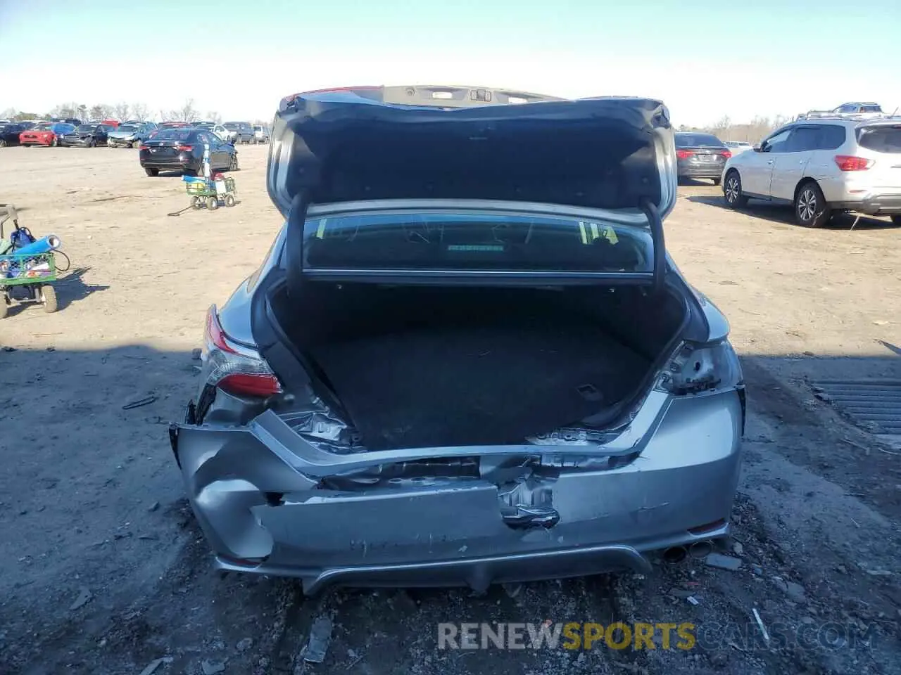 6 Photograph of a damaged car 4T1B11HK1KU703373 TOYOTA CAMRY 2019