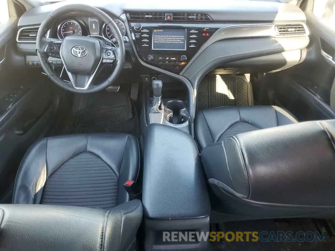 8 Photograph of a damaged car 4T1B11HK1KU703373 TOYOTA CAMRY 2019