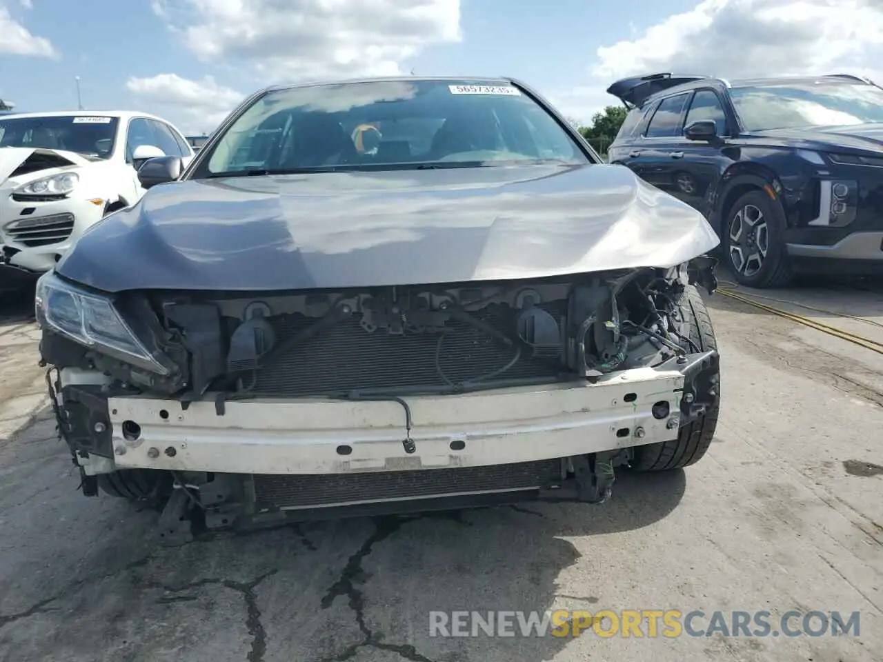 5 Photograph of a damaged car 4T1B11HK1KU714857 TOYOTA CAMRY 2019