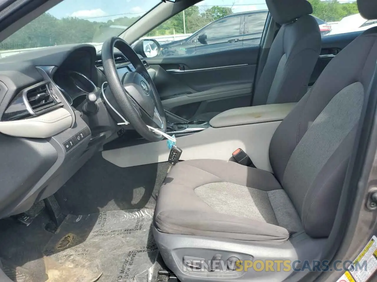 7 Photograph of a damaged car 4T1B11HK1KU714857 TOYOTA CAMRY 2019