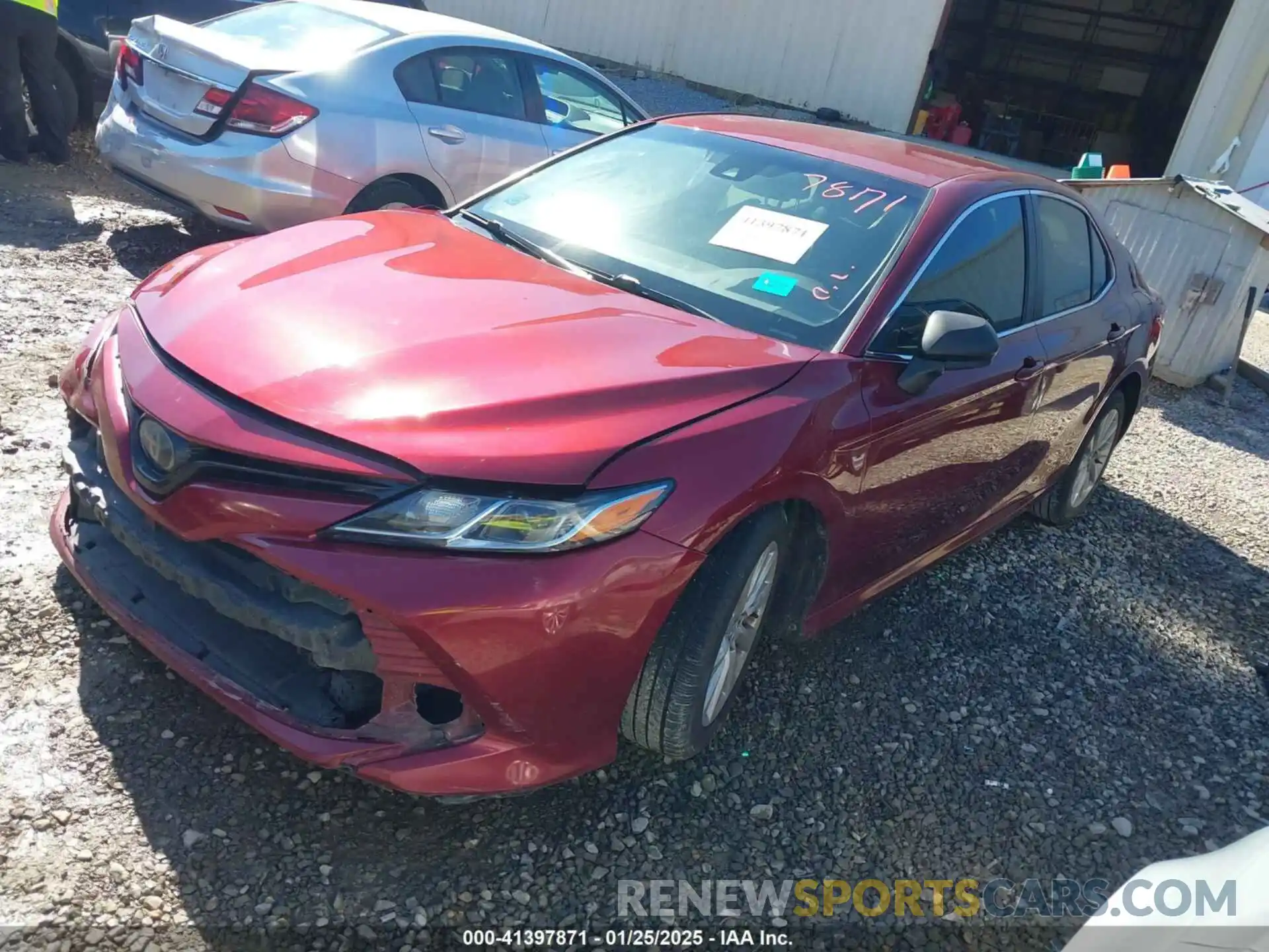 2 Photograph of a damaged car 4T1B11HK1KU715667 TOYOTA CAMRY 2019