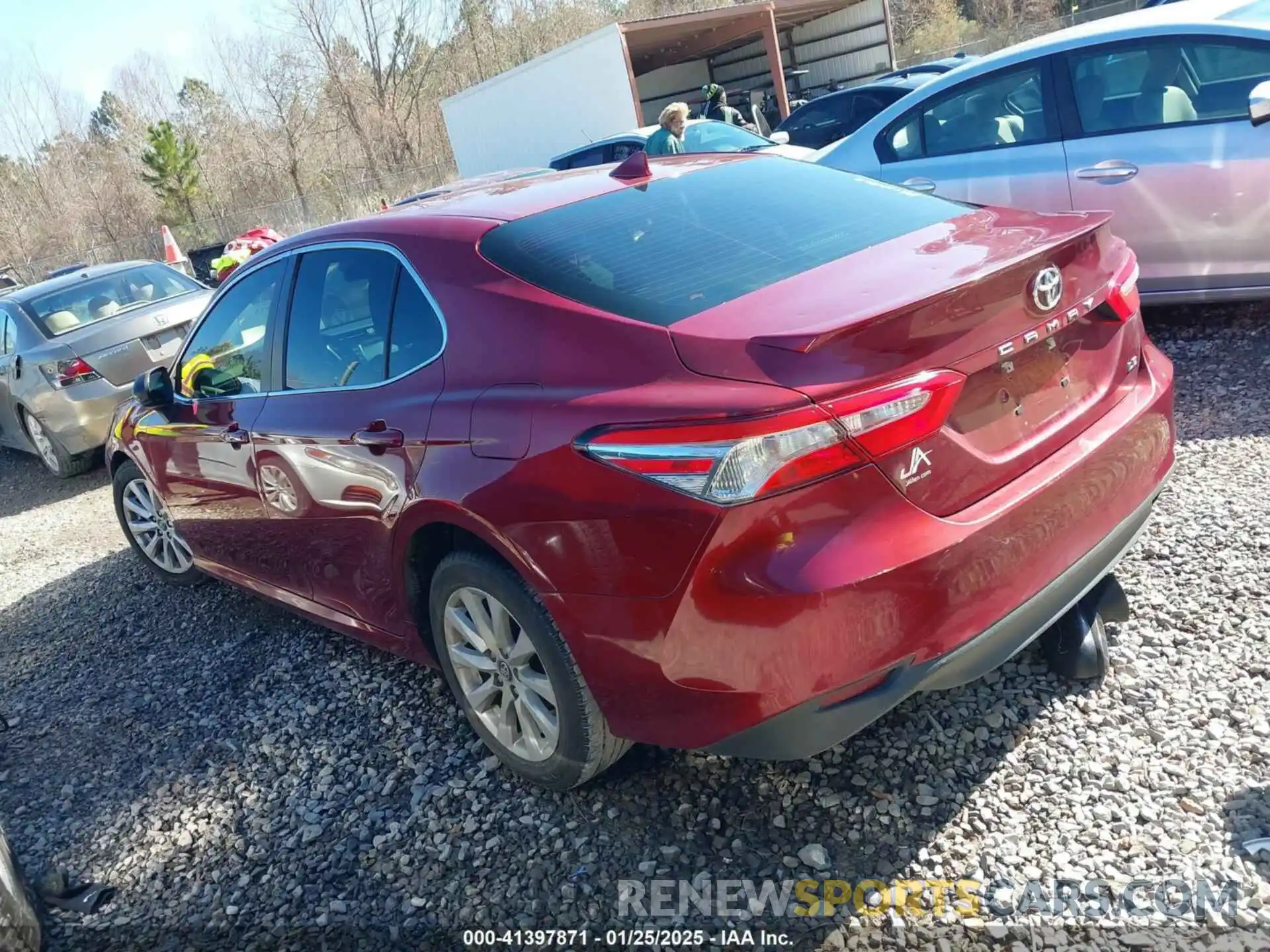 3 Photograph of a damaged car 4T1B11HK1KU715667 TOYOTA CAMRY 2019