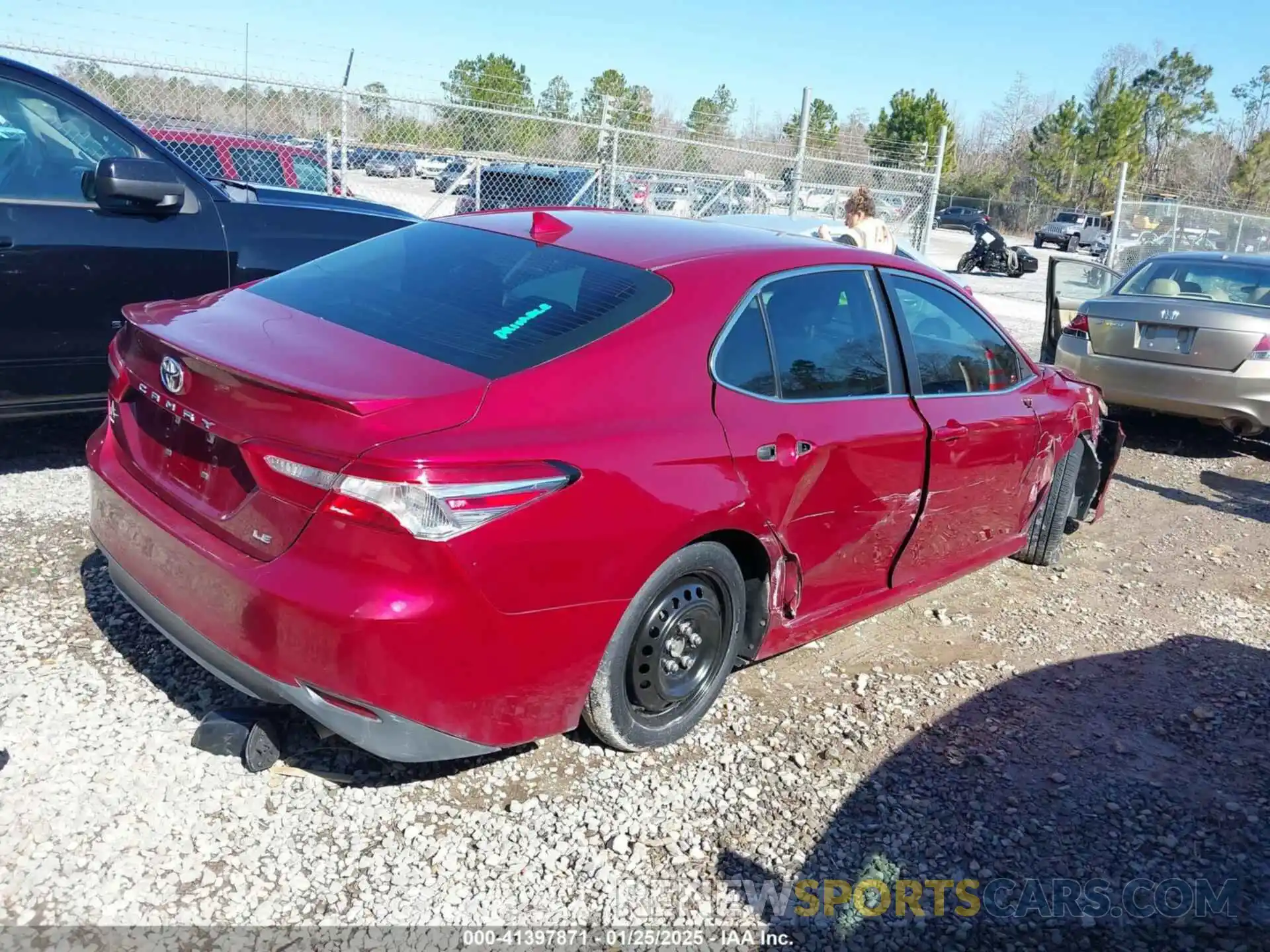 4 Photograph of a damaged car 4T1B11HK1KU715667 TOYOTA CAMRY 2019