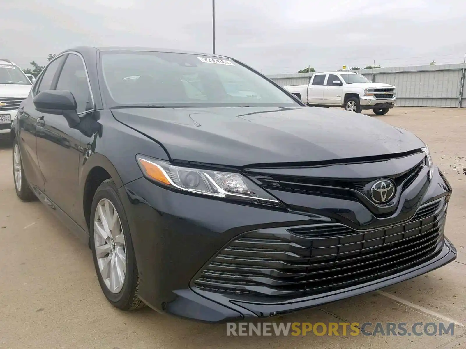 1 Photograph of a damaged car 4T1B11HK1KU717080 TOYOTA CAMRY 2019