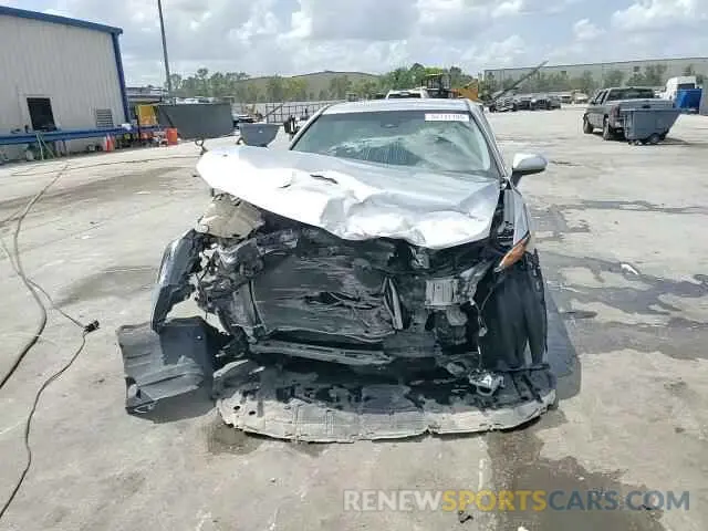 14 Photograph of a damaged car 4T1B11HK1KU718150 TOYOTA CAMRY 2019