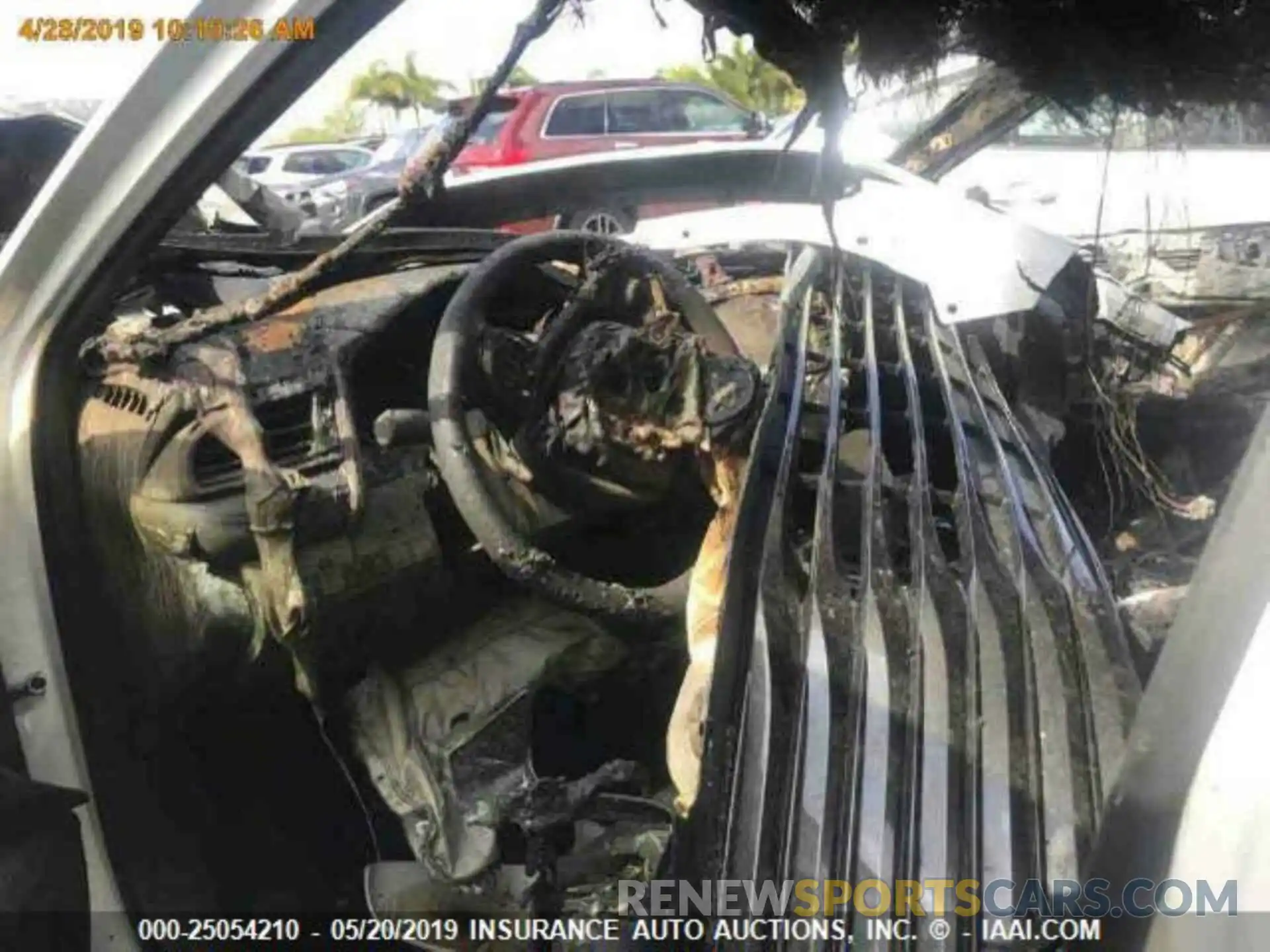 5 Photograph of a damaged car 4T1B11HK1KU718827 TOYOTA CAMRY 2019