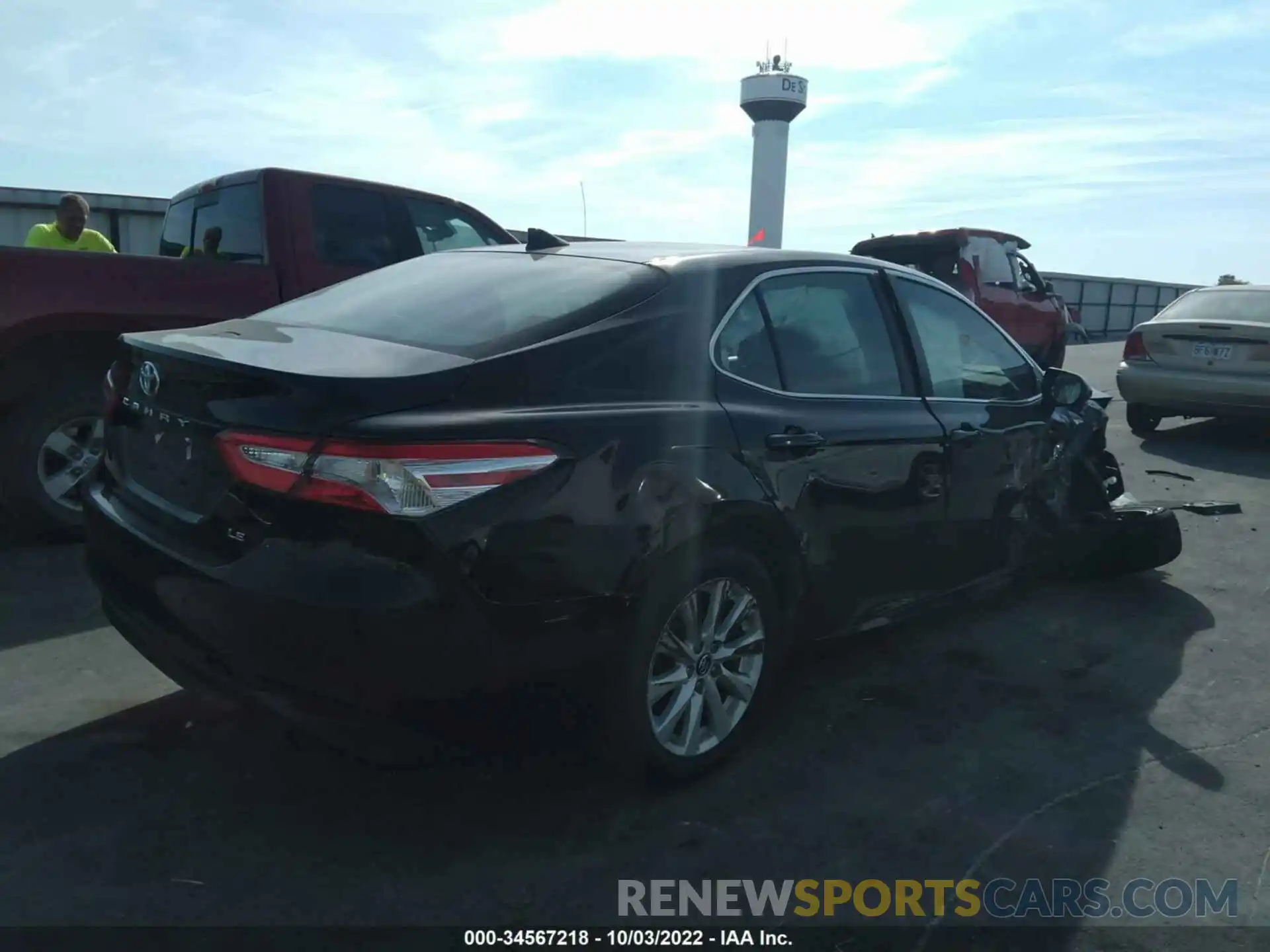 4 Photograph of a damaged car 4T1B11HK1KU719167 TOYOTA CAMRY 2019