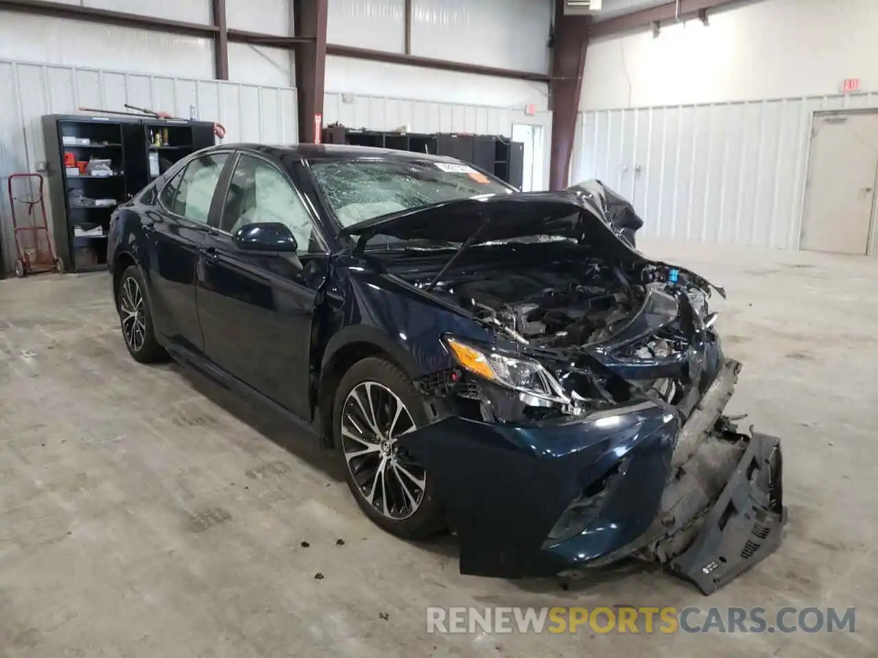 1 Photograph of a damaged car 4T1B11HK1KU720058 TOYOTA CAMRY 2019