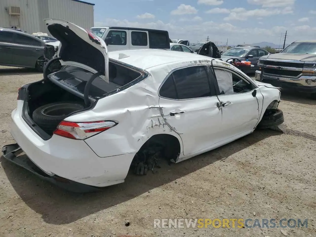 3 Photograph of a damaged car 4T1B11HK1KU720853 TOYOTA CAMRY 2019