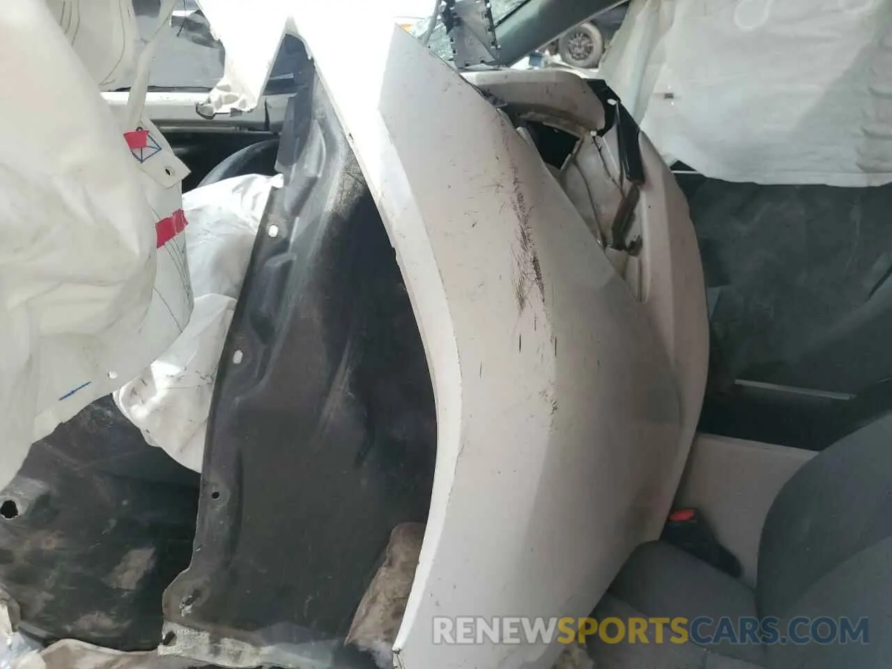 8 Photograph of a damaged car 4T1B11HK1KU720853 TOYOTA CAMRY 2019
