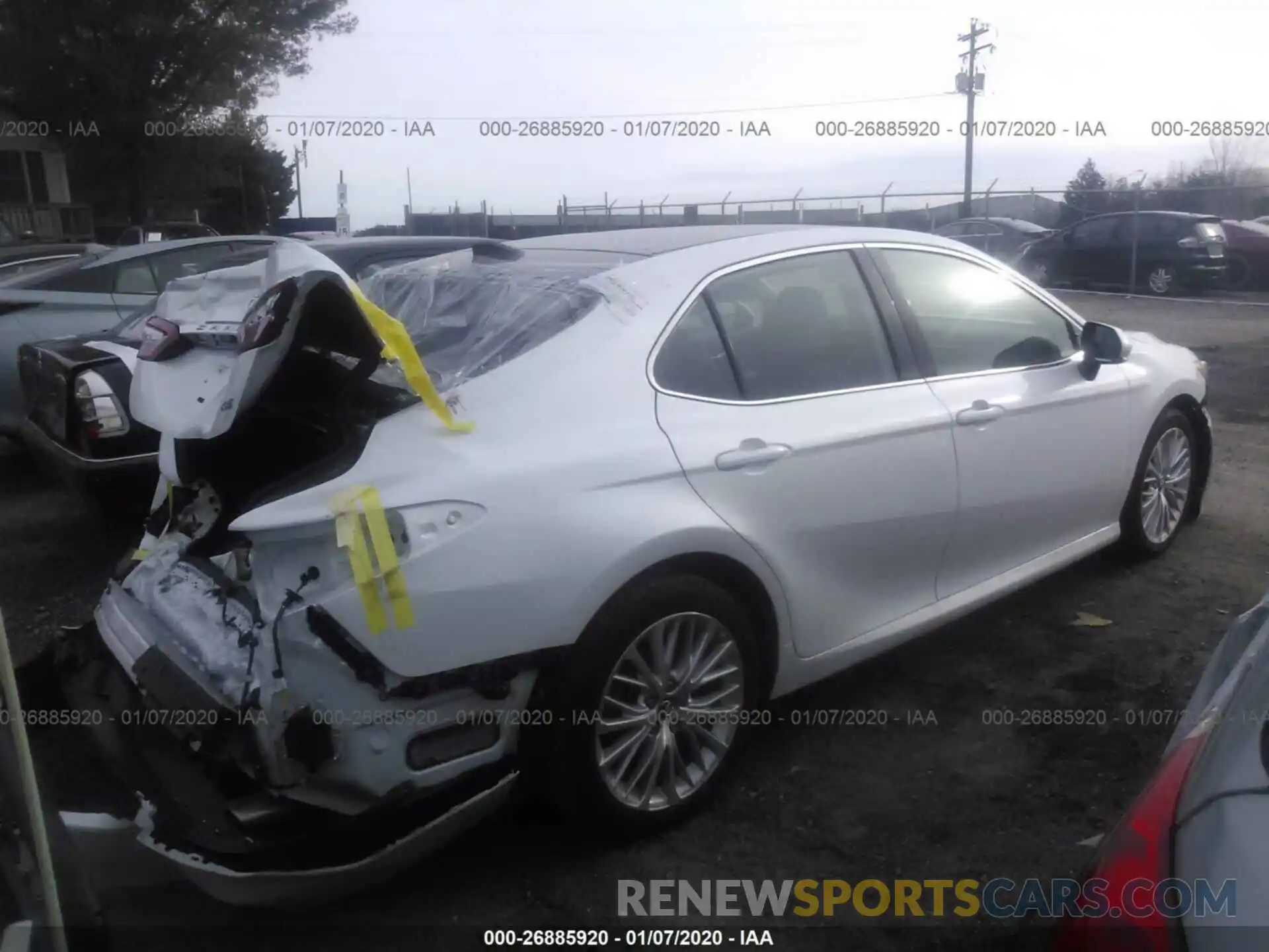 4 Photograph of a damaged car 4T1B11HK1KU721467 TOYOTA CAMRY 2019