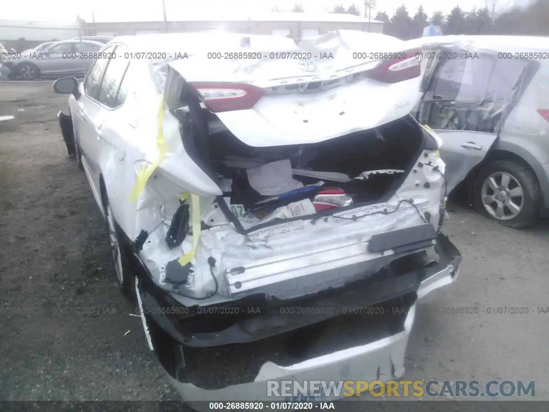 6 Photograph of a damaged car 4T1B11HK1KU721467 TOYOTA CAMRY 2019