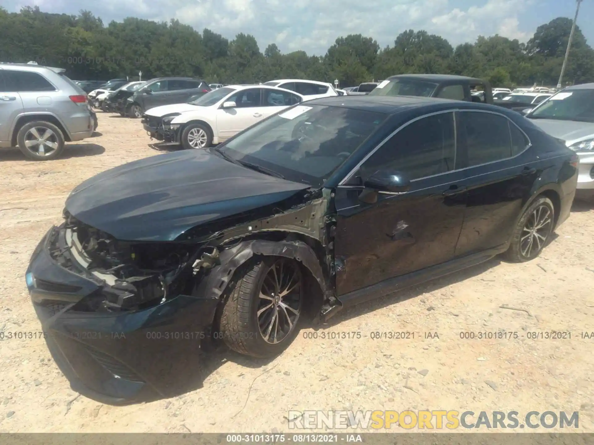 2 Photograph of a damaged car 4T1B11HK1KU721808 TOYOTA CAMRY 2019