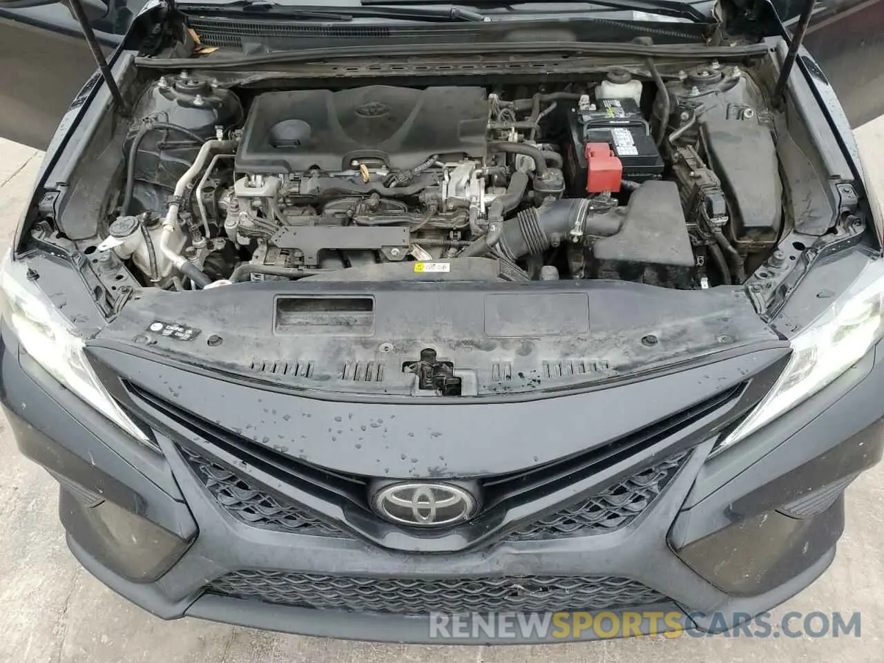 11 Photograph of a damaged car 4T1B11HK1KU723607 TOYOTA CAMRY 2019