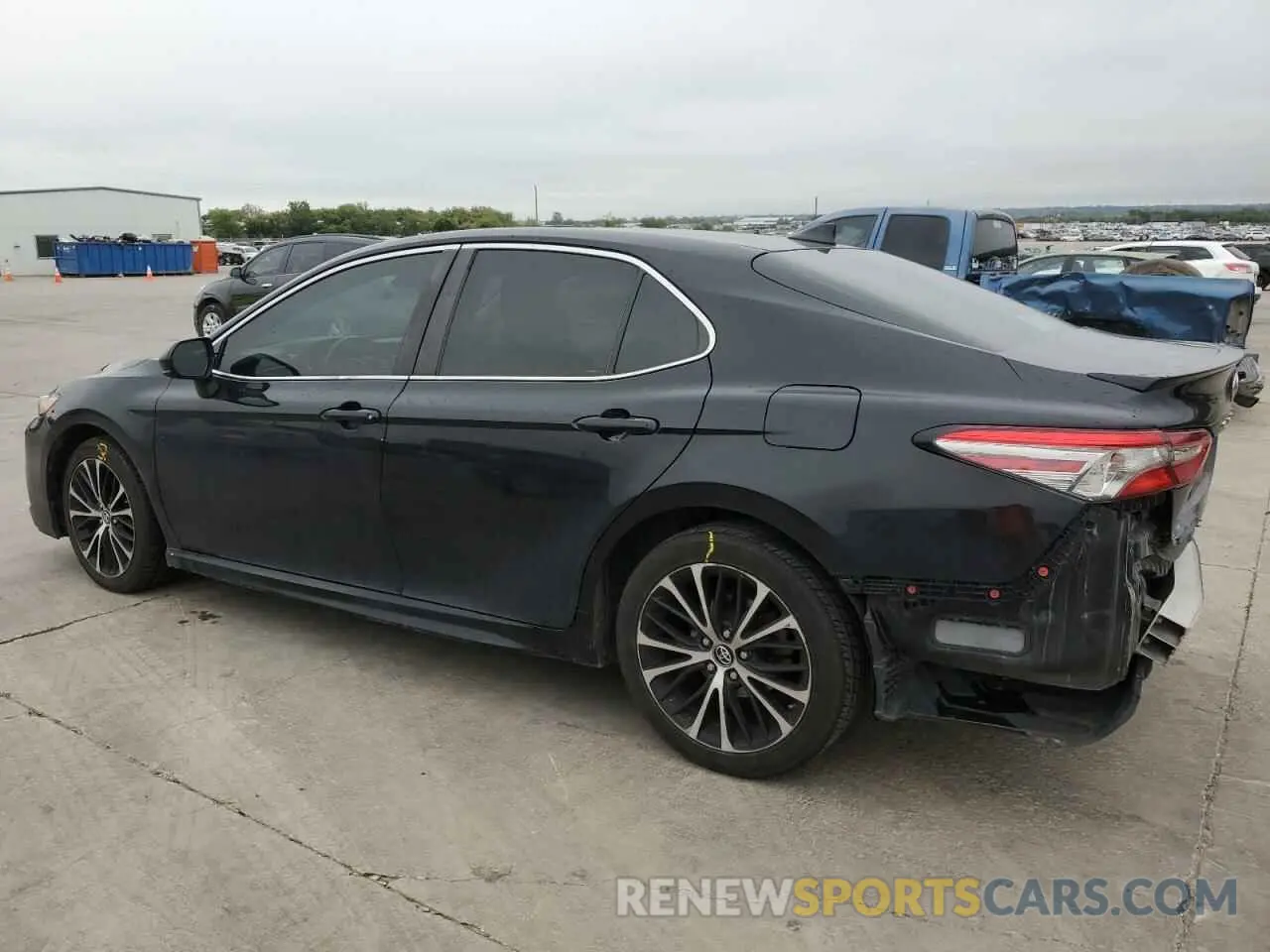2 Photograph of a damaged car 4T1B11HK1KU723607 TOYOTA CAMRY 2019